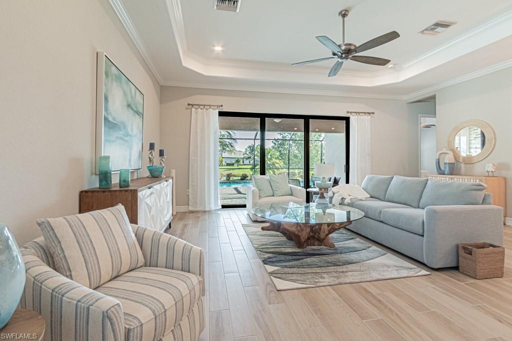 1858 Mustique ST