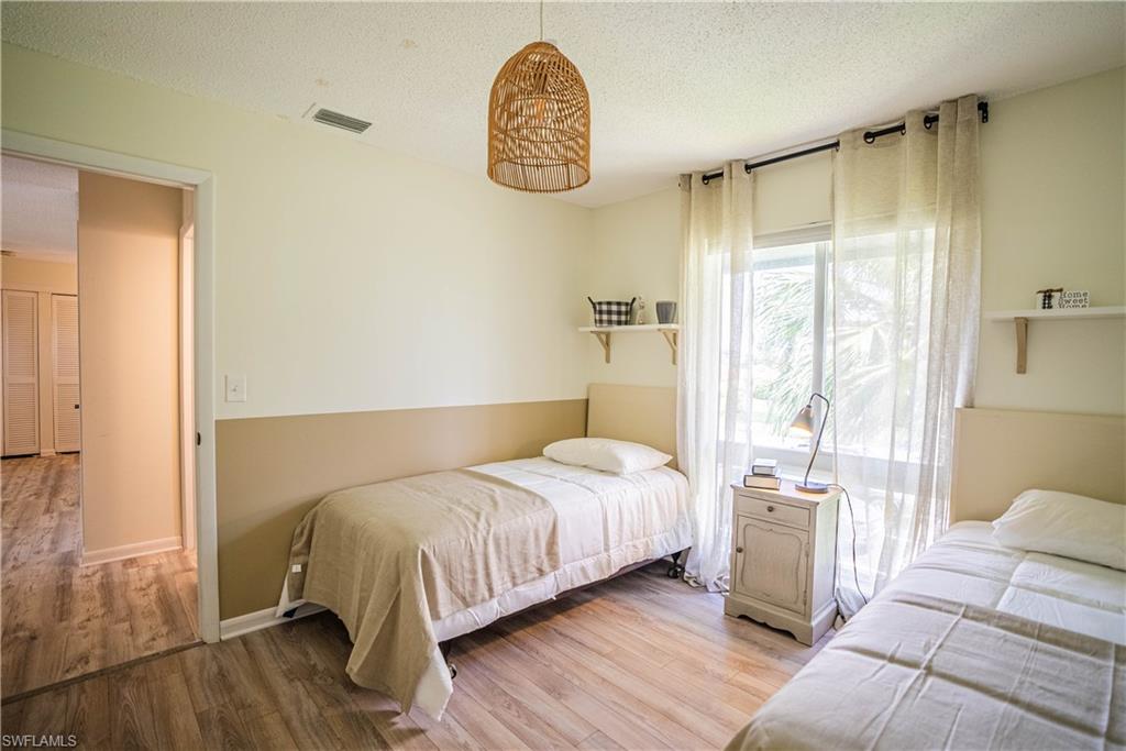 162 Teryl RD Unit: 4