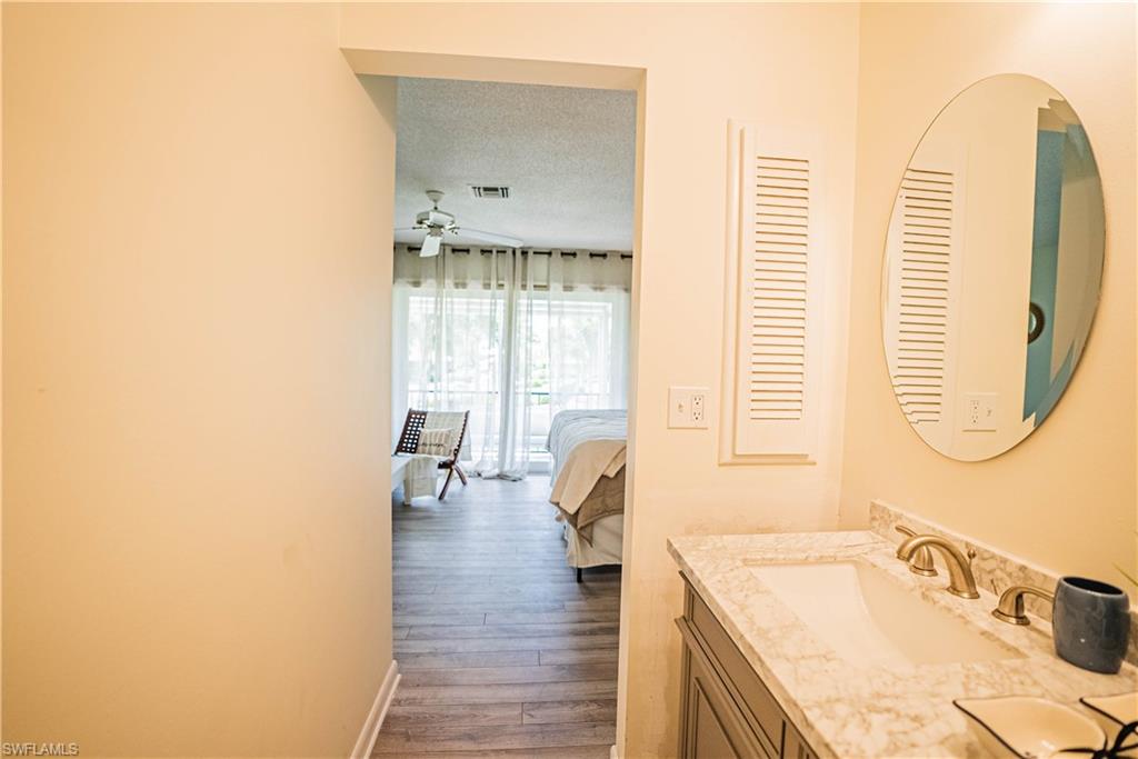 162 Teryl RD Unit: 4