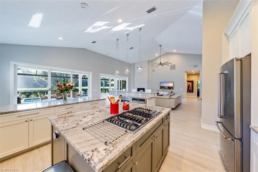 8986 Lely Island CIR