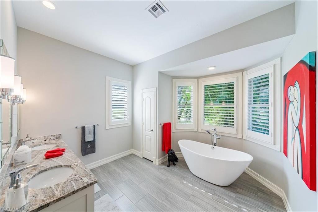 8986 Lely Island CIR