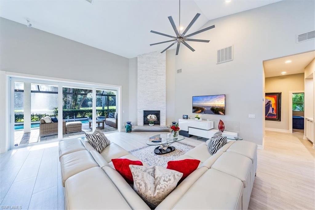 8986 Lely Island CIR