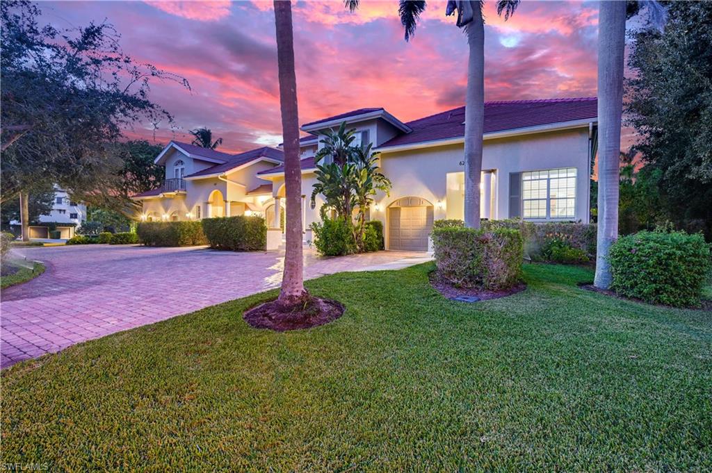 625 10th AVE S Unit: C-1