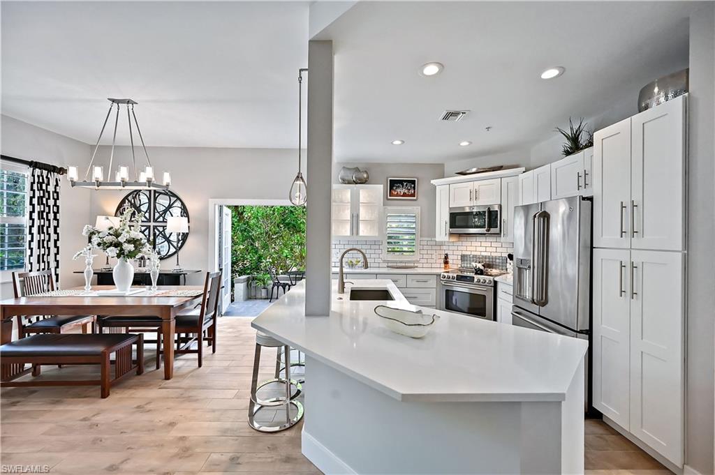 625 10th AVE S Unit: C-1