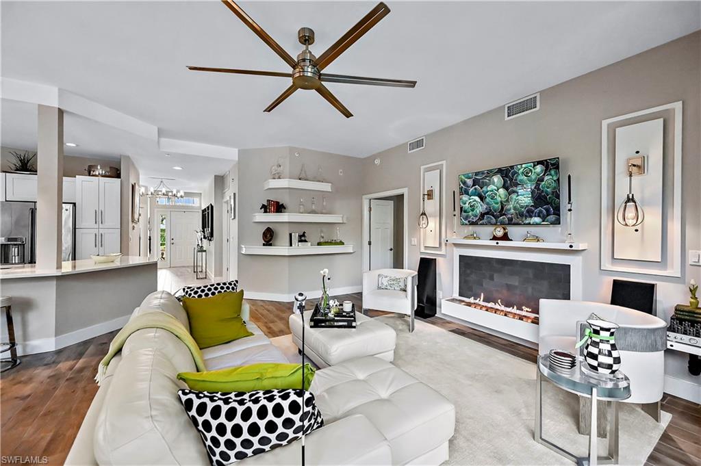 625 10th AVE S Unit: C-1