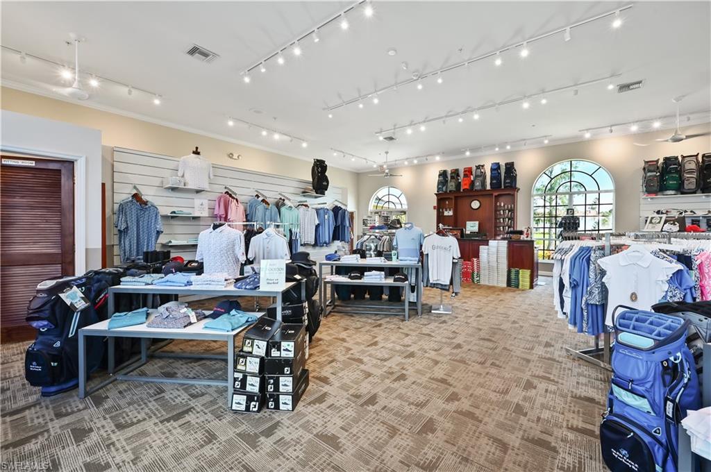 1004 Marblehead DR Unit: M-4