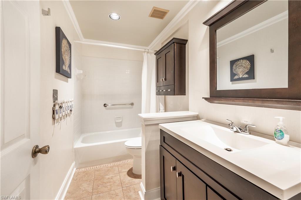 1004 Marblehead DR Unit: M-4