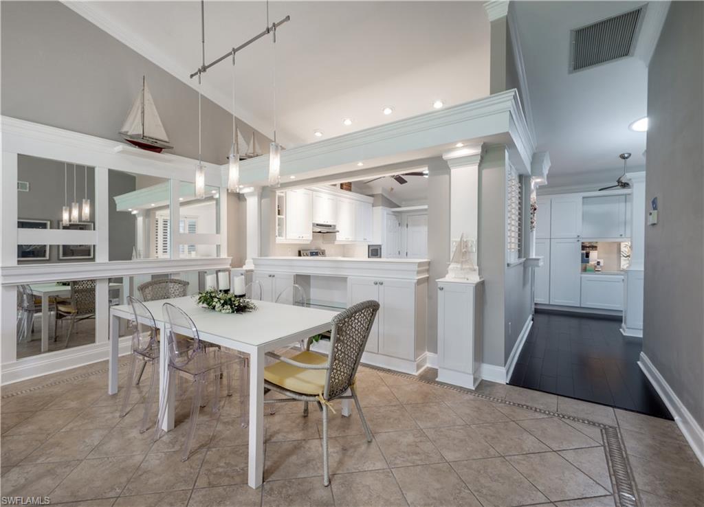 1004 Marblehead DR Unit: M-4