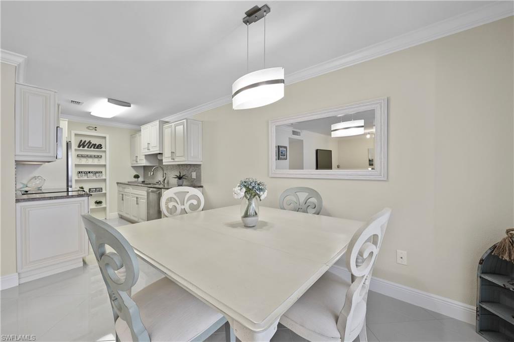 2100 Gulf Shore BLVD N Unit: 212