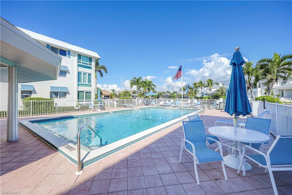 2100 Gulf Shore BLVD N Unit: 212