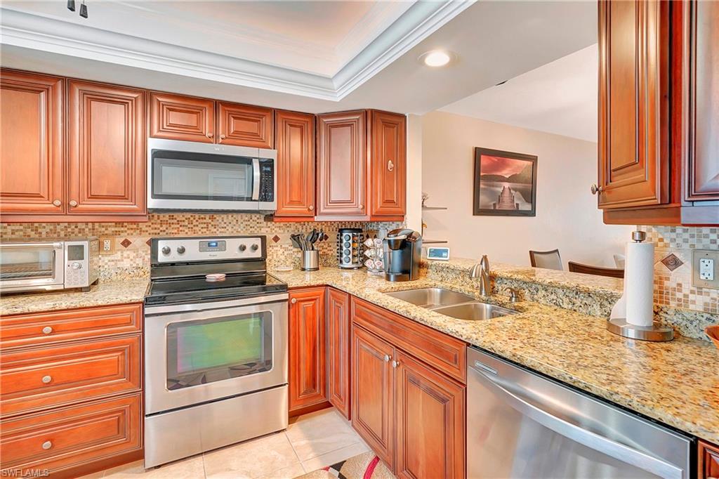 8340 Charter Club CIR Unit: 6