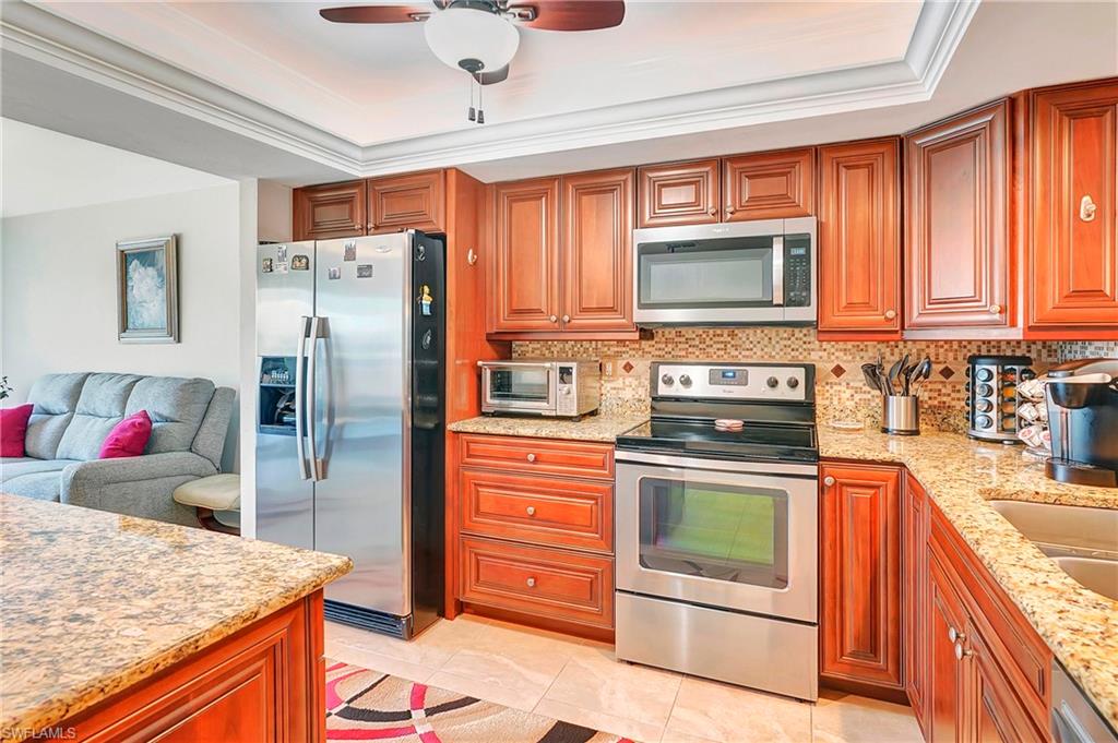 8340 Charter Club CIR Unit: 6