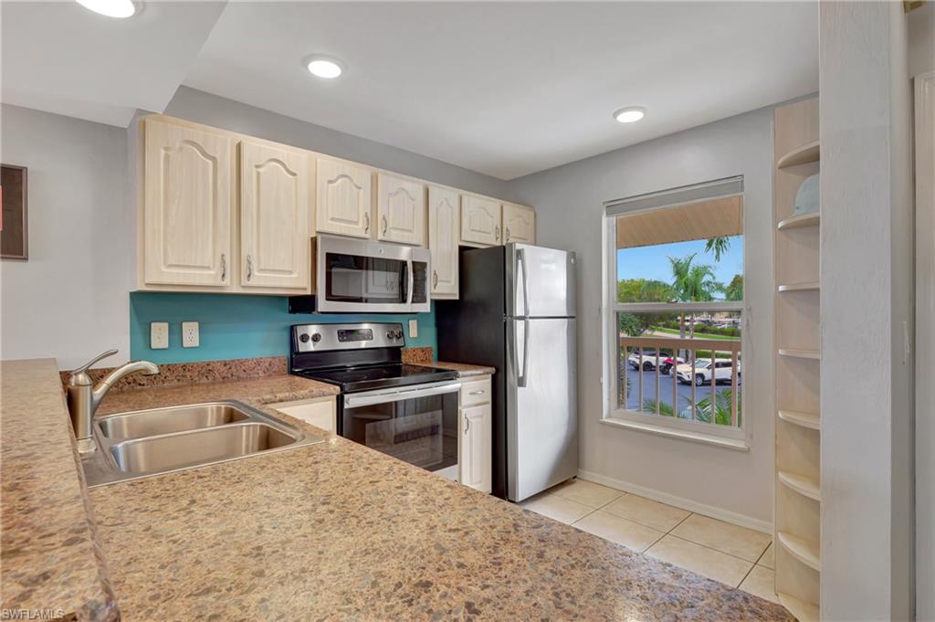 1285 Mainsail DR Unit: 813