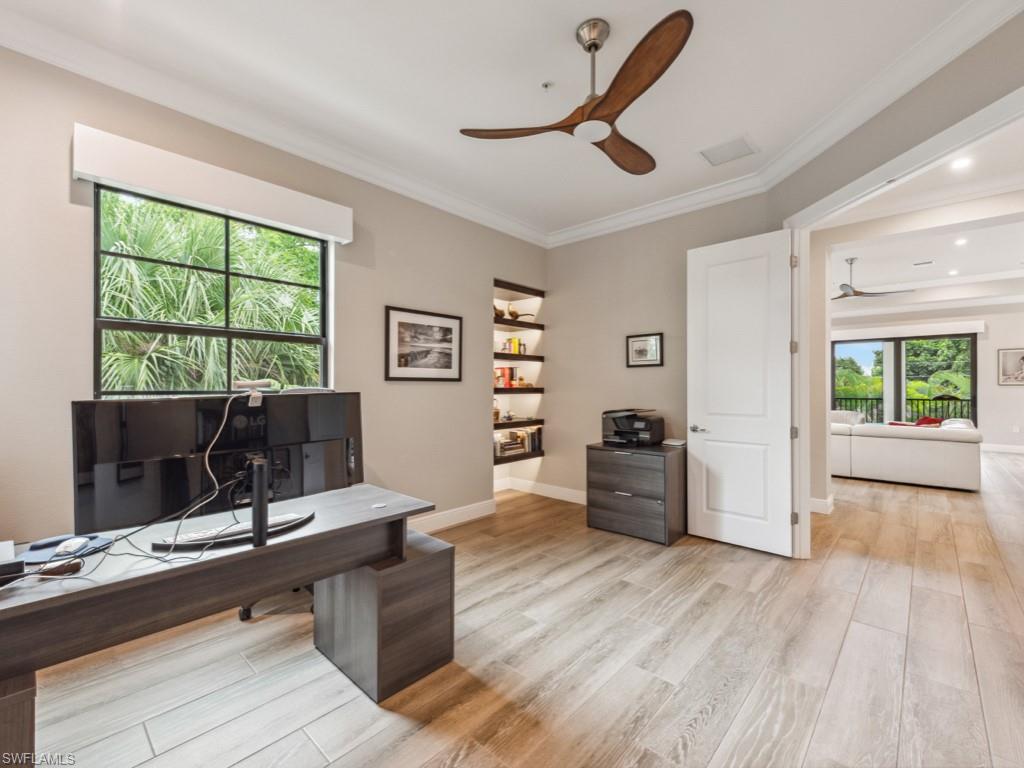 2542 Windward CT Unit: 16201