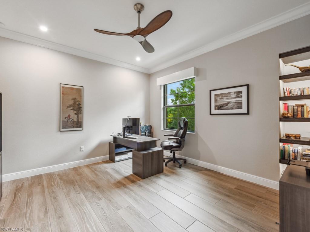 2542 Windward CT Unit: 16201