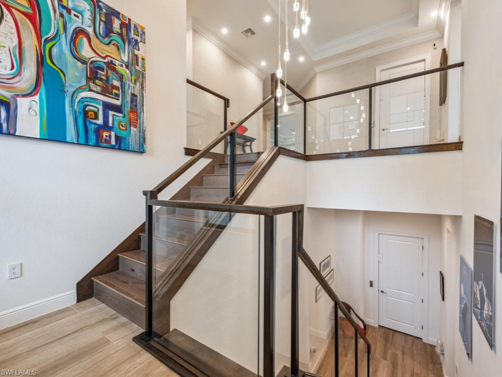 2542 Windward CT Unit: 16201