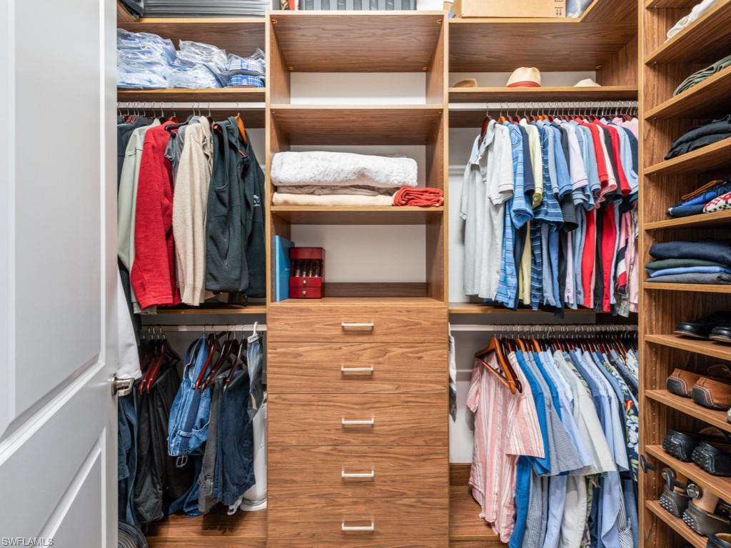 2542 Windward CT Unit: 16201