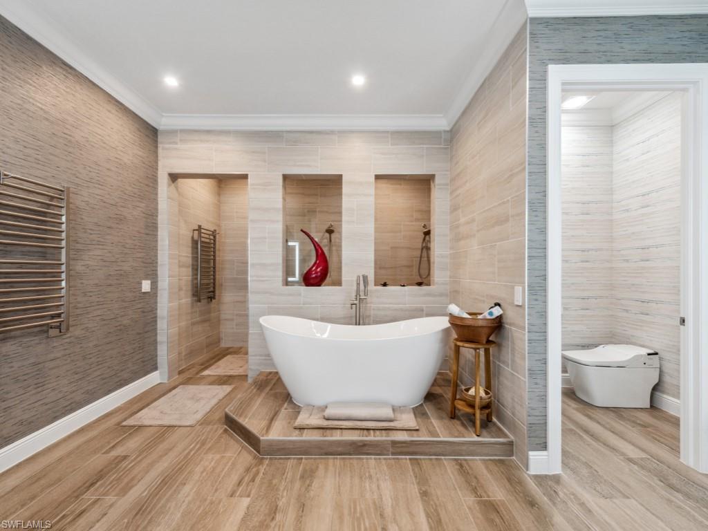 2542 Windward CT Unit: 16201