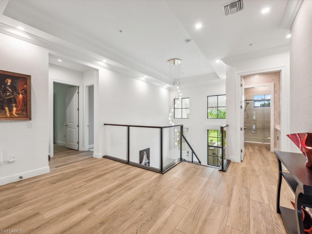 2542 Windward CT Unit: 16201