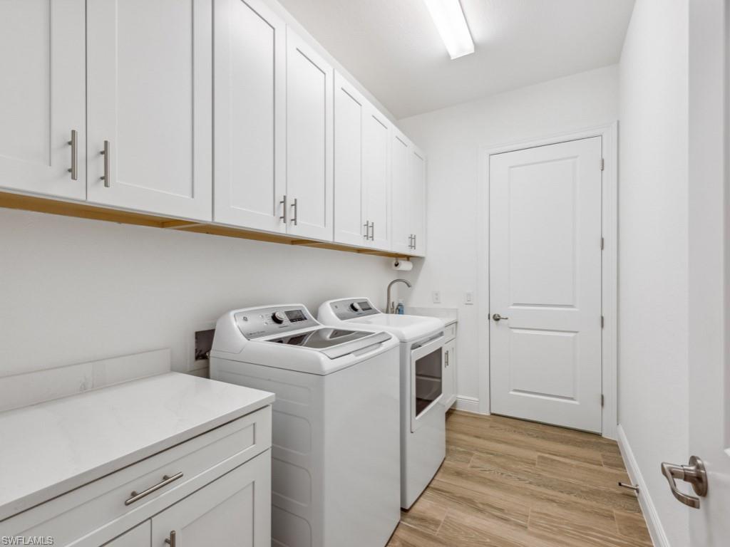 2542 Windward CT Unit: 16201