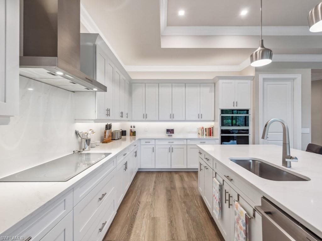 2542 Windward CT Unit: 16201