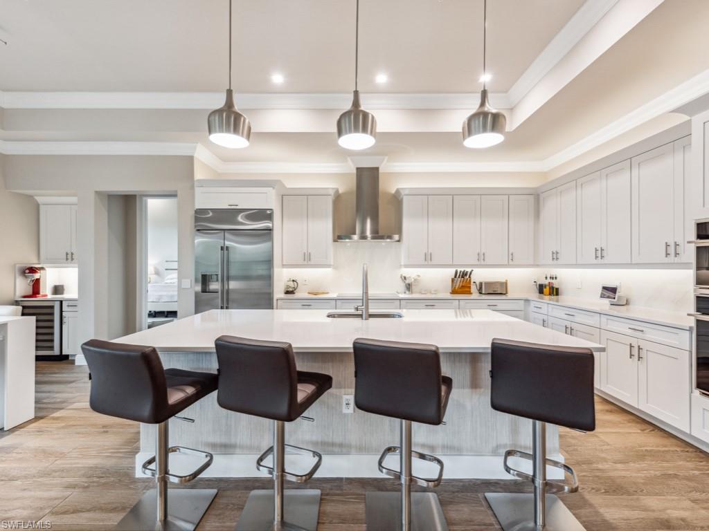 2542 Windward CT Unit: 16201