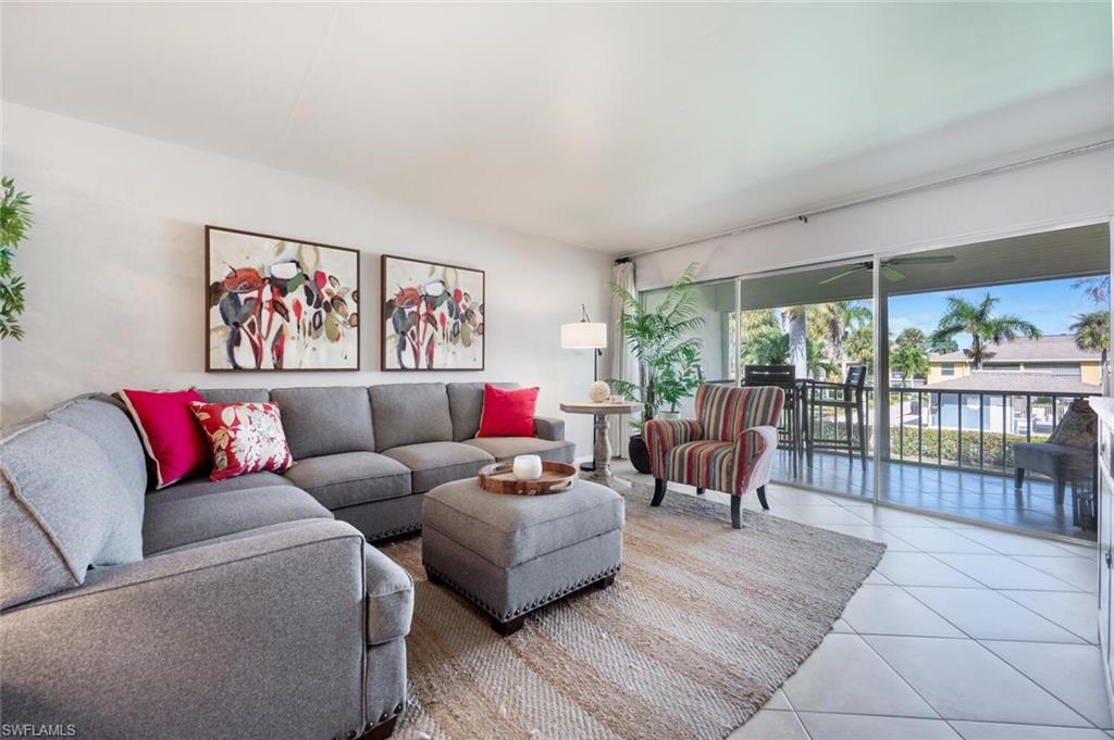 351 Charlemagne BLVD Unit: A205