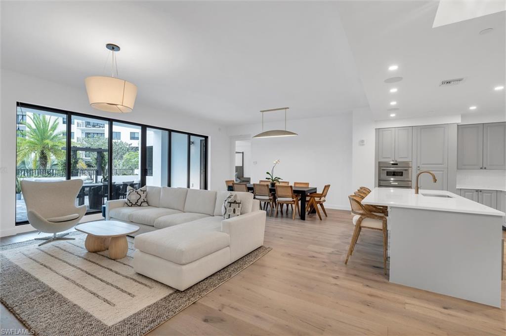 1125 Central AVE Unit: 268