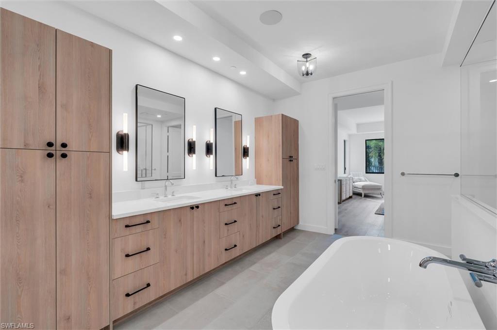 1125 Central AVE Unit: 268