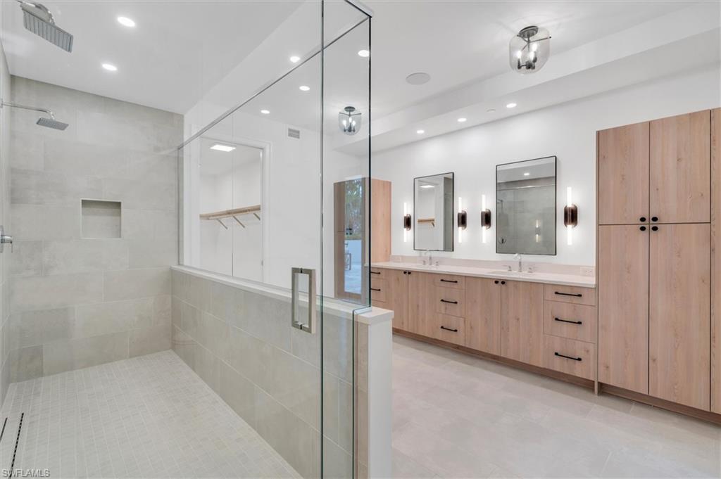 1125 Central AVE Unit: 268