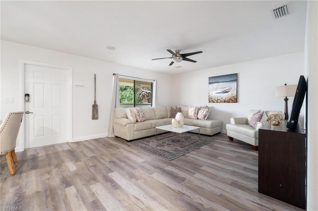 4629 Bayshore DR Unit: J5