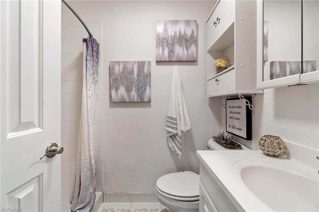 4629 Bayshore DR Unit: J5