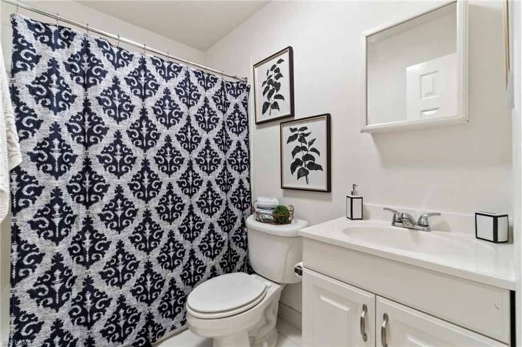 4629 Bayshore DR Unit: J5