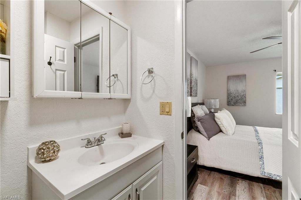 4629 Bayshore DR Unit: J5