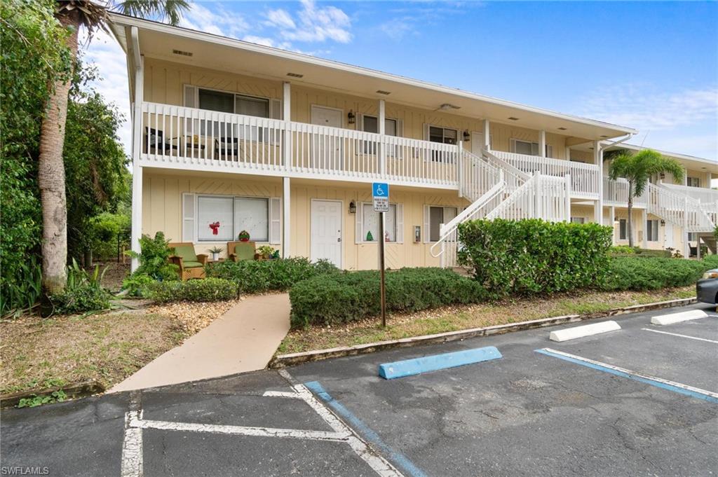 4629 Bayshore DR Unit: J5