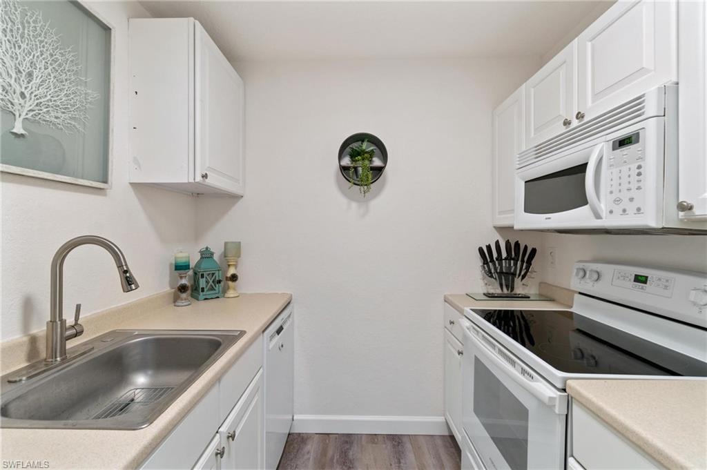 4629 Bayshore DR Unit: J5