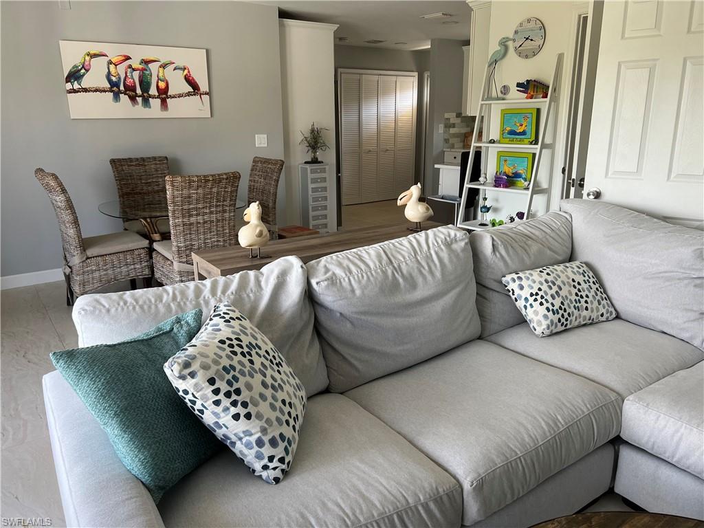 185 Palm DR W Unit: 18-J