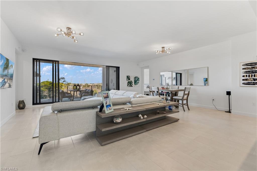 1125 Central AVE Unit: 463