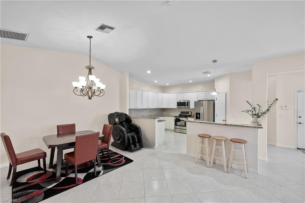 3935 Recreation LN