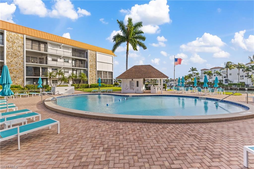 2900 Gulf Shore BLVD N Unit: 303