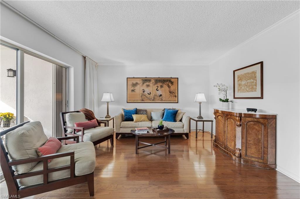 2900 Gulf Shore BLVD N Unit: 303