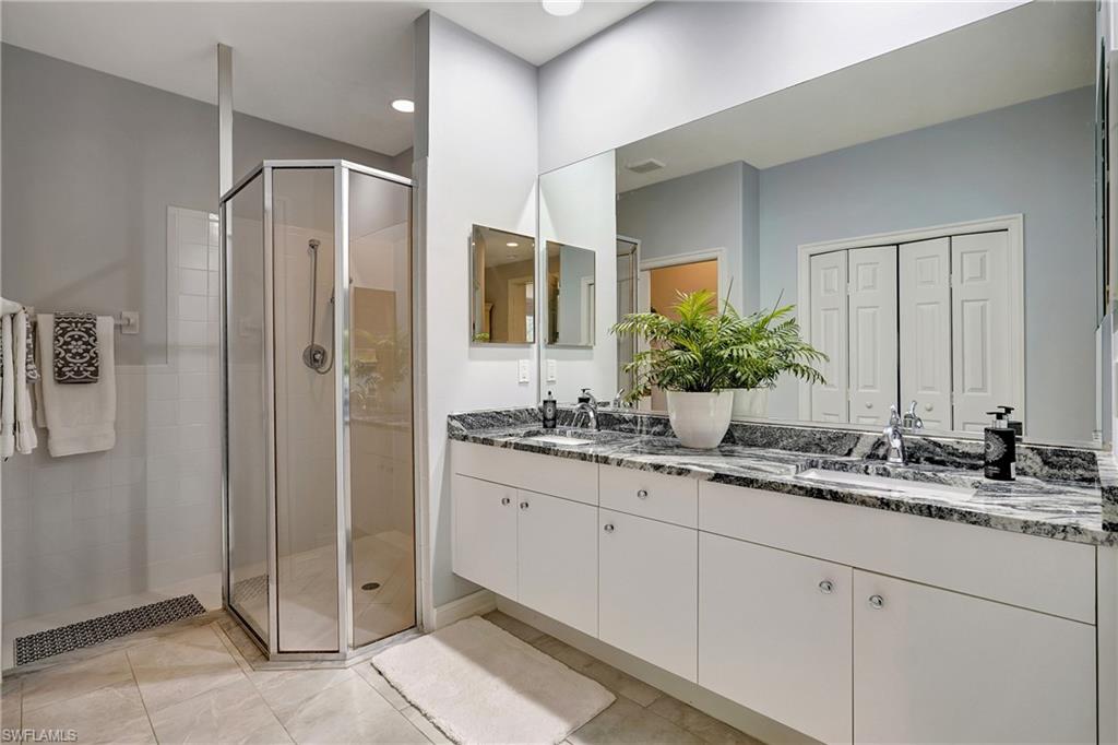 929 Carrick Bend CIR Unit: 102