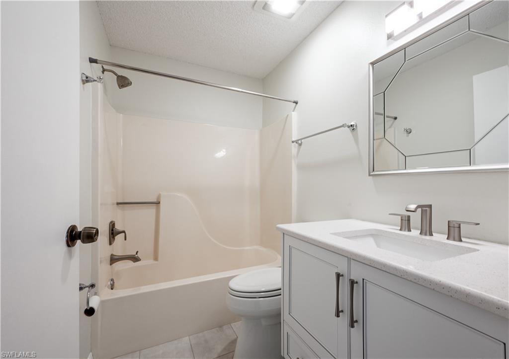 259 Quail Forest BLVD Unit: 208