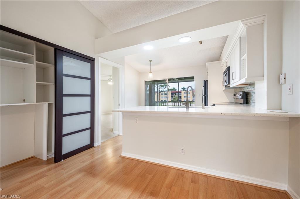 259 Quail Forest BLVD Unit: 208