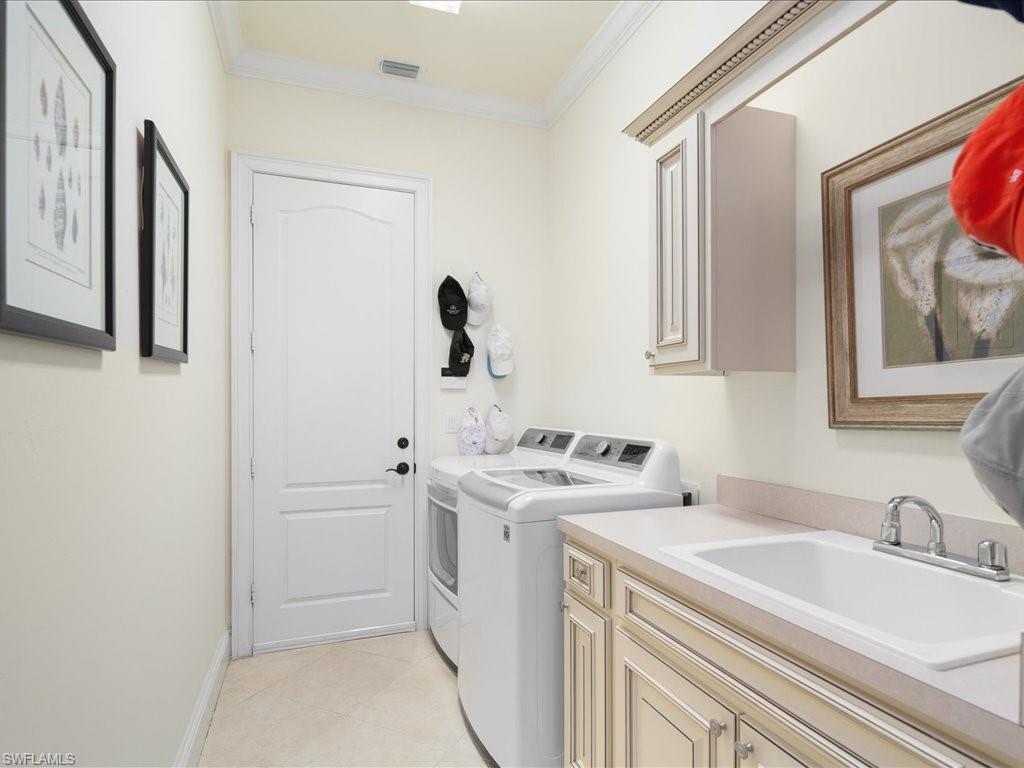 3852 Mahogany Bend DR