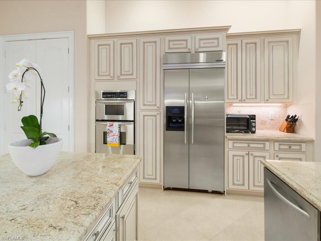3852 Mahogany Bend DR