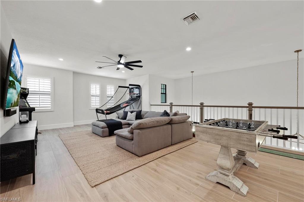 9458 Greenleigh CT