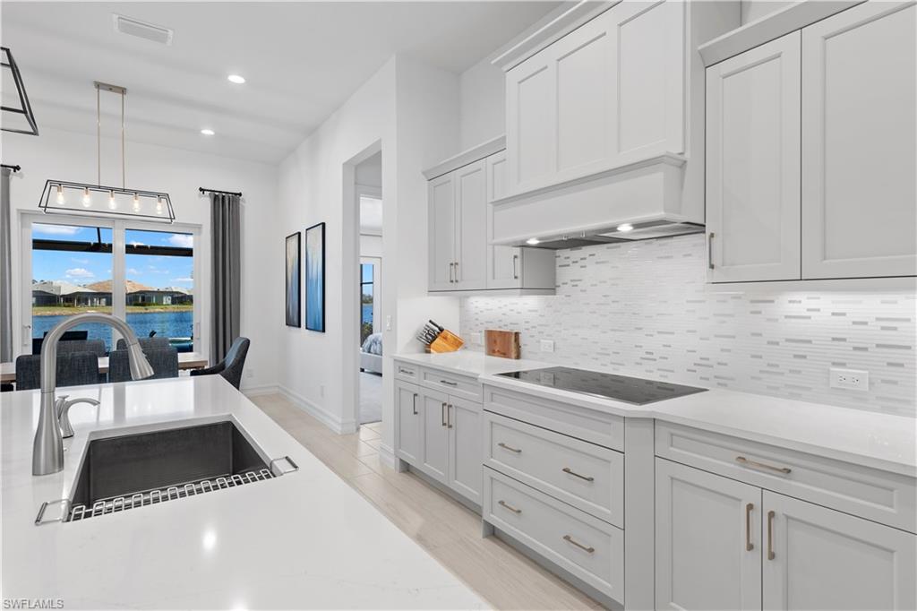 14265 Laguna Springs LN