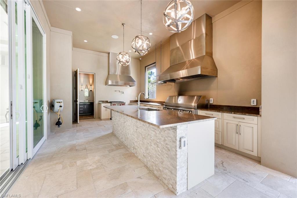 2525 Santa Barbara BLVD
