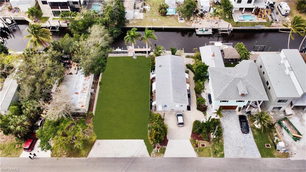 27583 Big Bend RD